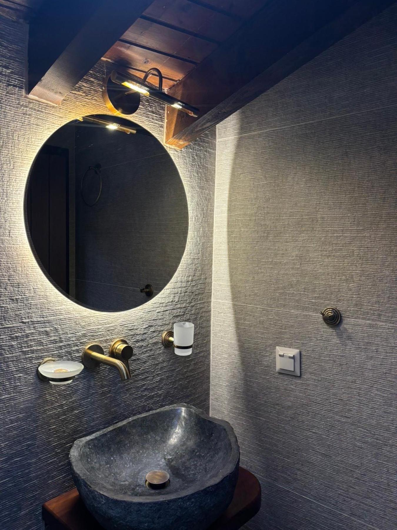 Guesthouse Lousios Димицана Екстериор снимка